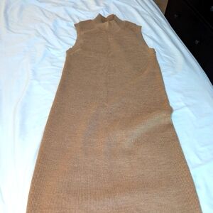 Aritizia Knit Midi dress